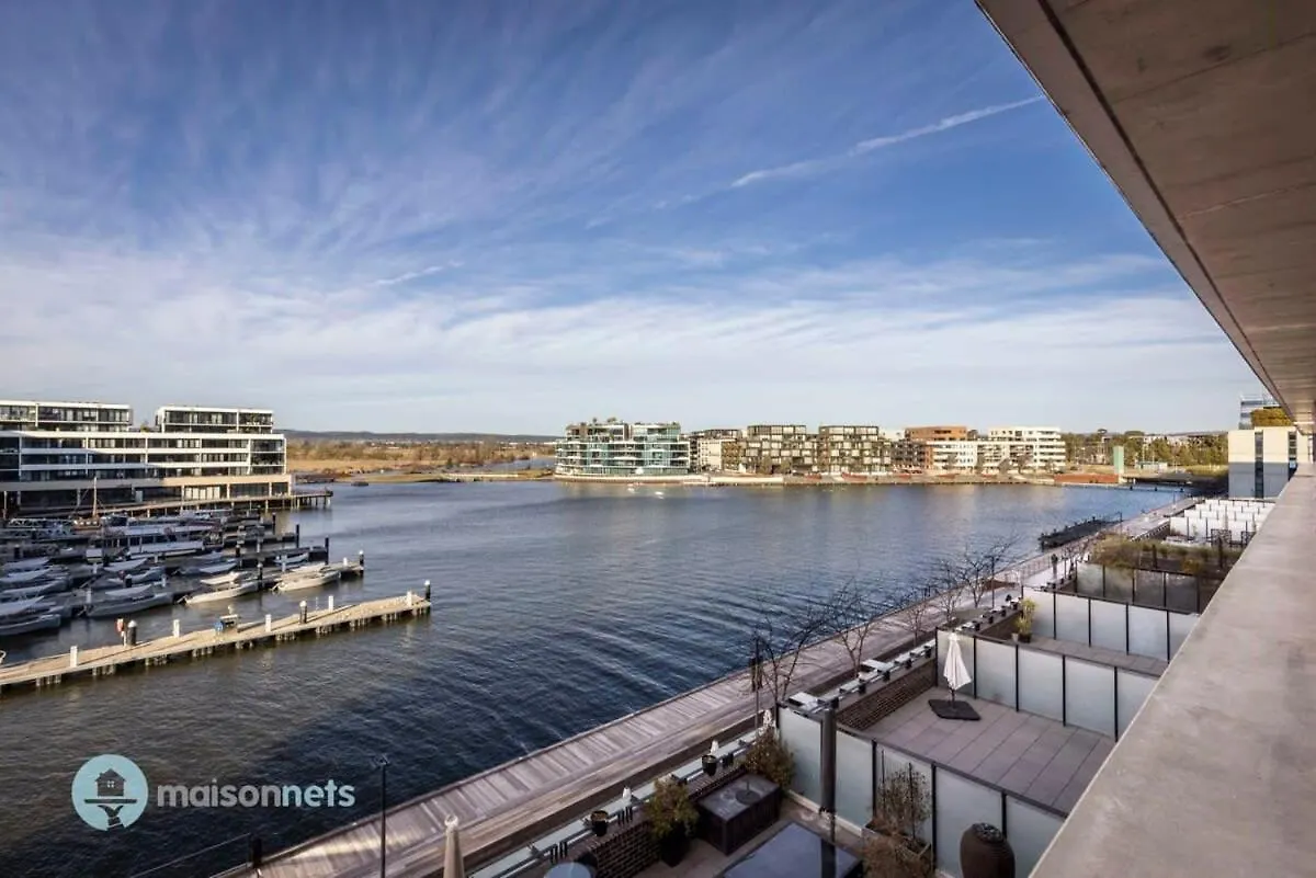 Apartment Modern 2 Bdrm Apt With Water Views 2X Car Spots Canberra