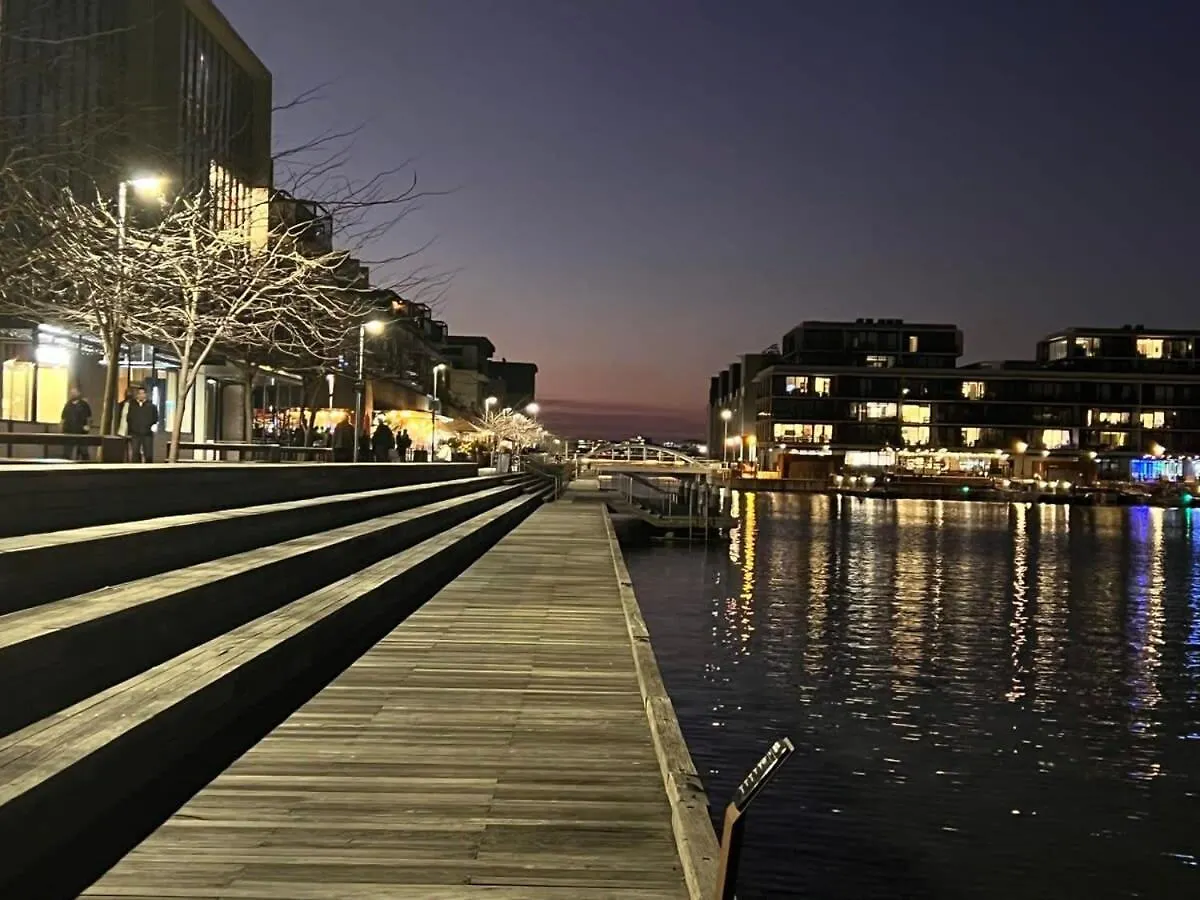 Modern 2 Bdrm Apt With Water Views 2X Car Spots Canberra 0*,  Australia