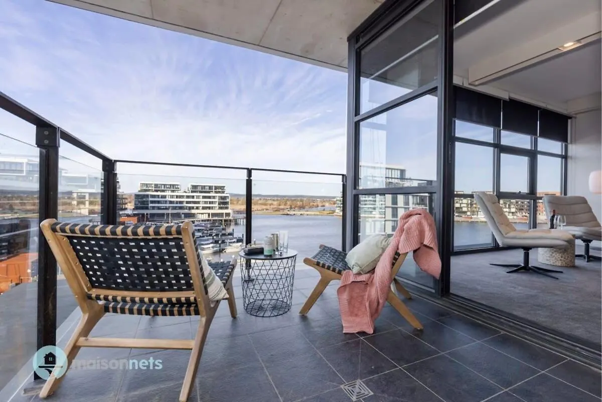 Apartment Modern 2 Bdrm Apt With Water Views 2X Car Spots Canberra